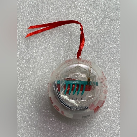 HexBug Nano Christmas Ornament Green Reindeer With Antlers - LAST ONES LEFT!!!!! - Picture 2 of 7